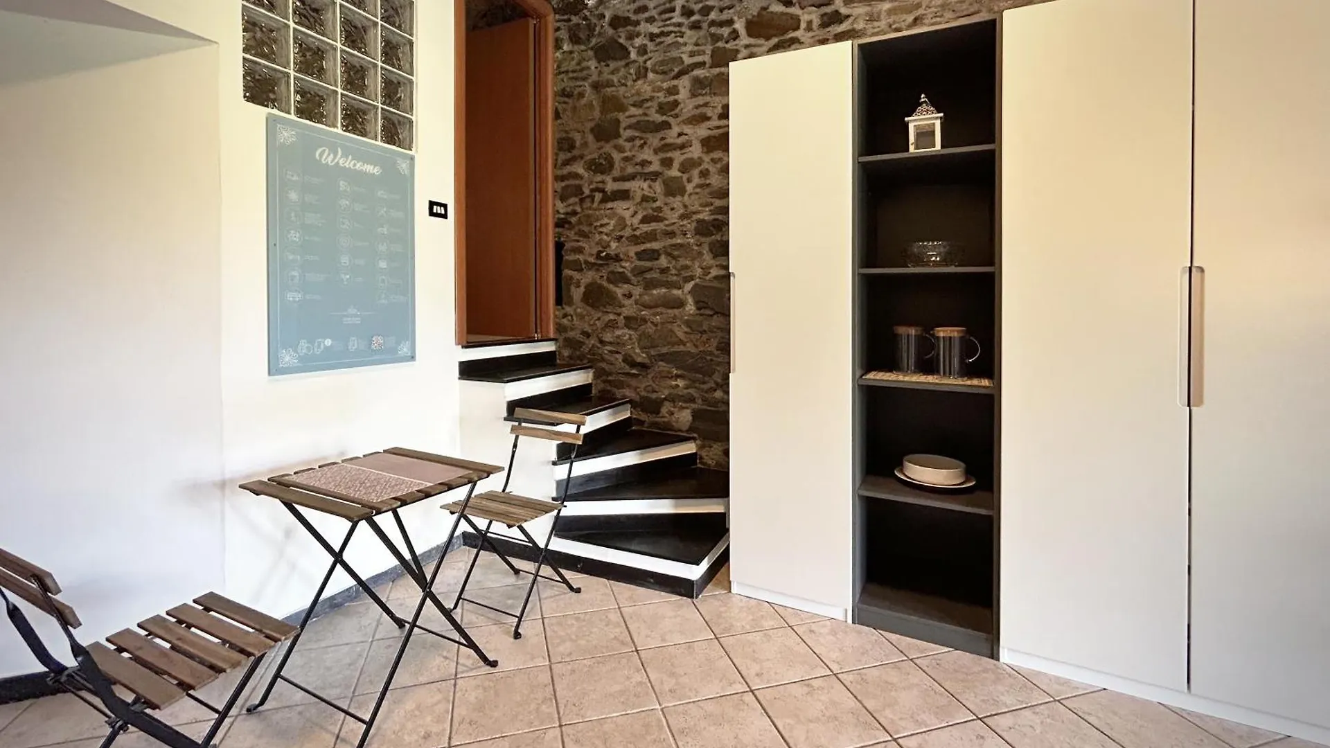 Apartament Pietra Azzurra, Newly Renovated Corniglia 0*,  Włochy