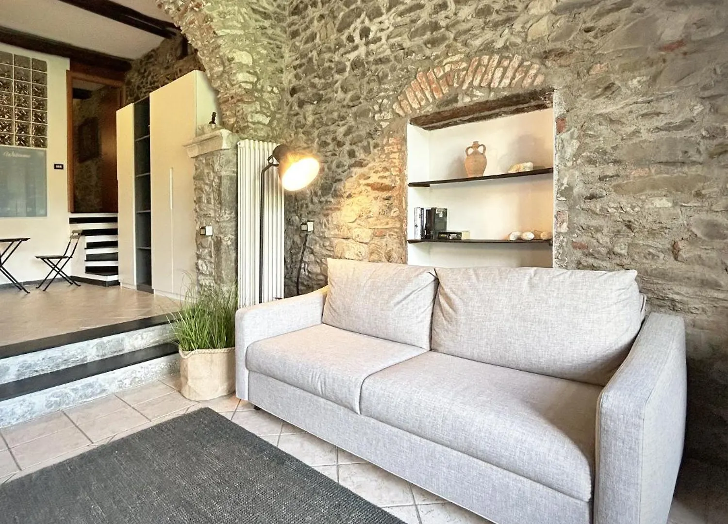 Pietra Azzurra, Newly Renovated Apartment Corniglia